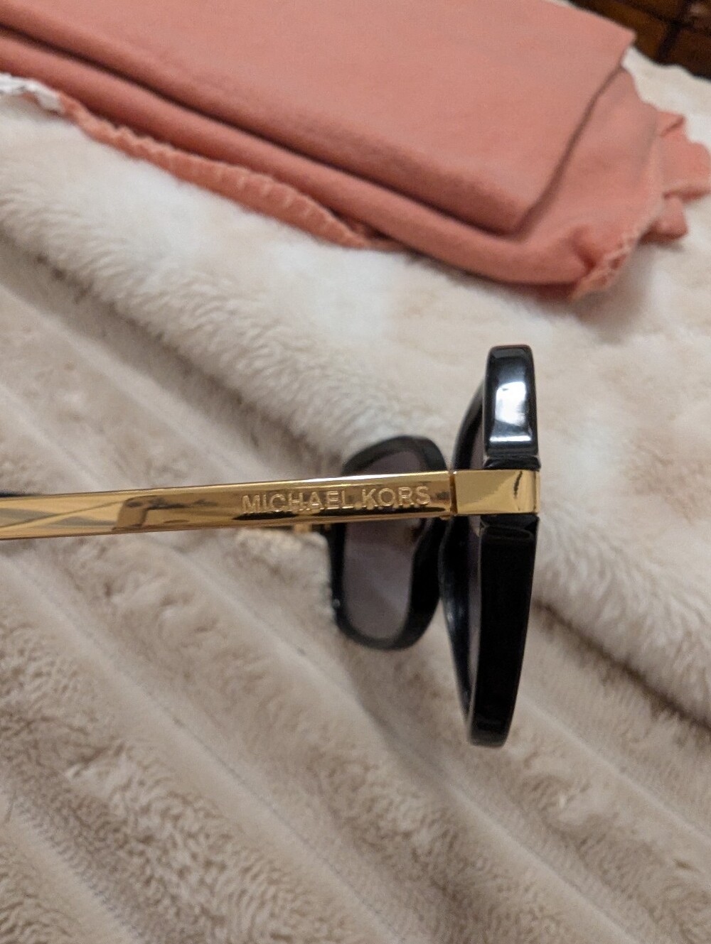 Michael Kors Black Oversized Sunglasses with Gradient Lenses - Picture 5 of 6